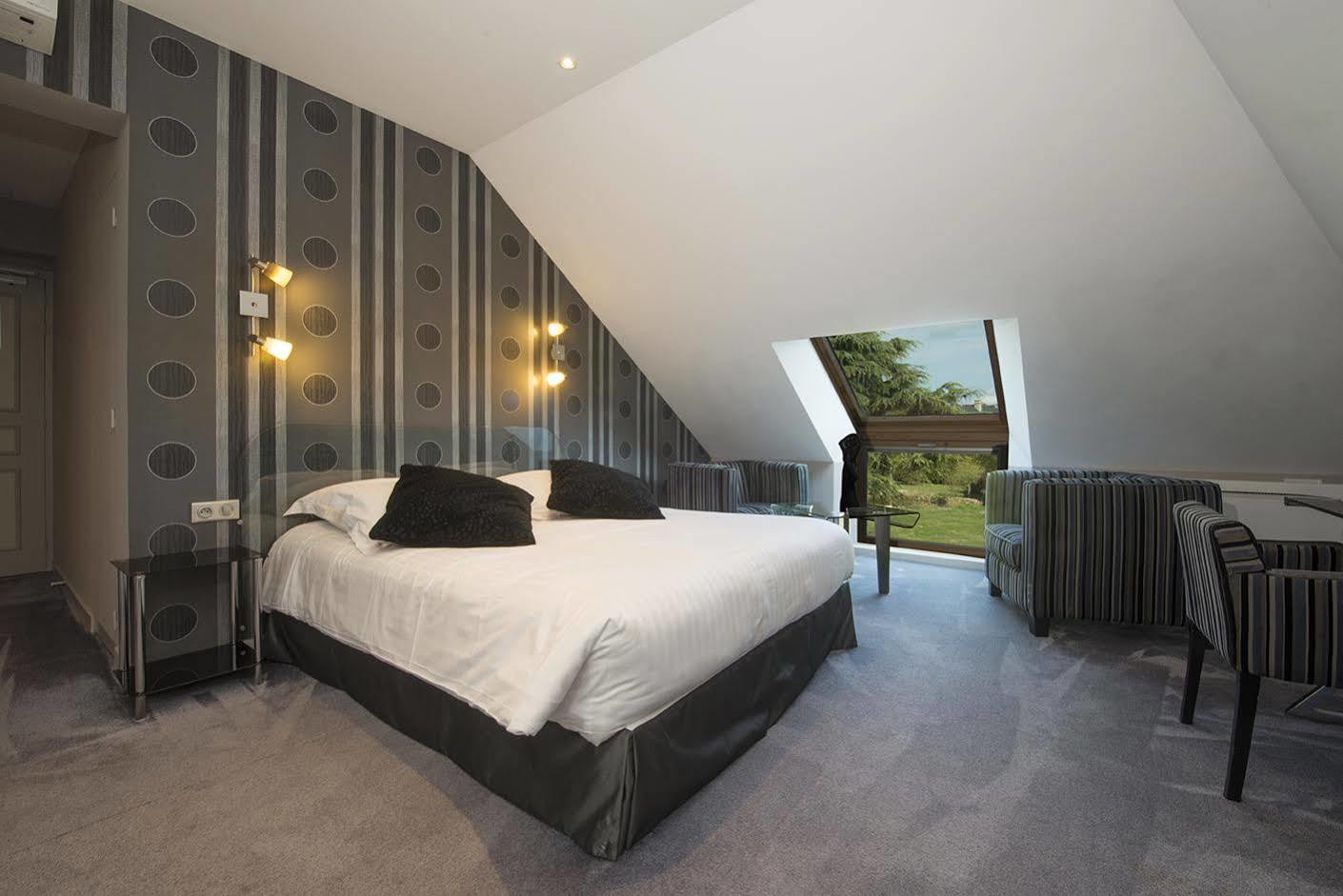 Logis Auberge Bienvenue ดูเอ-ลา-ฟงแตน ภายนอก รูปภาพ
