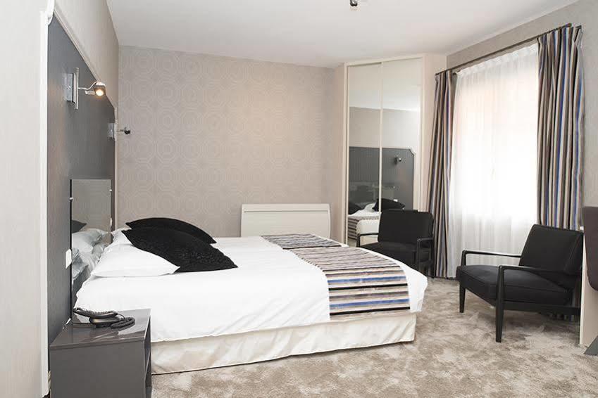 Logis Auberge Bienvenue ดูเอ-ลา-ฟงแตน ภายนอก รูปภาพ